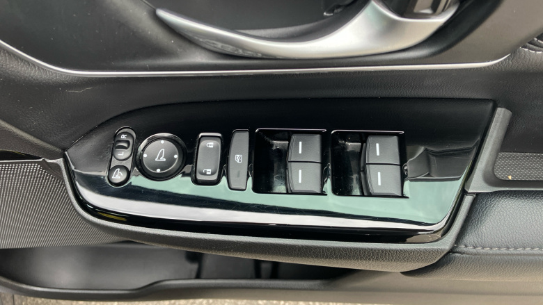 Honda CR-V 2.0 i-MMD Hybrid SR 5dr eCVT Hybrid Estate